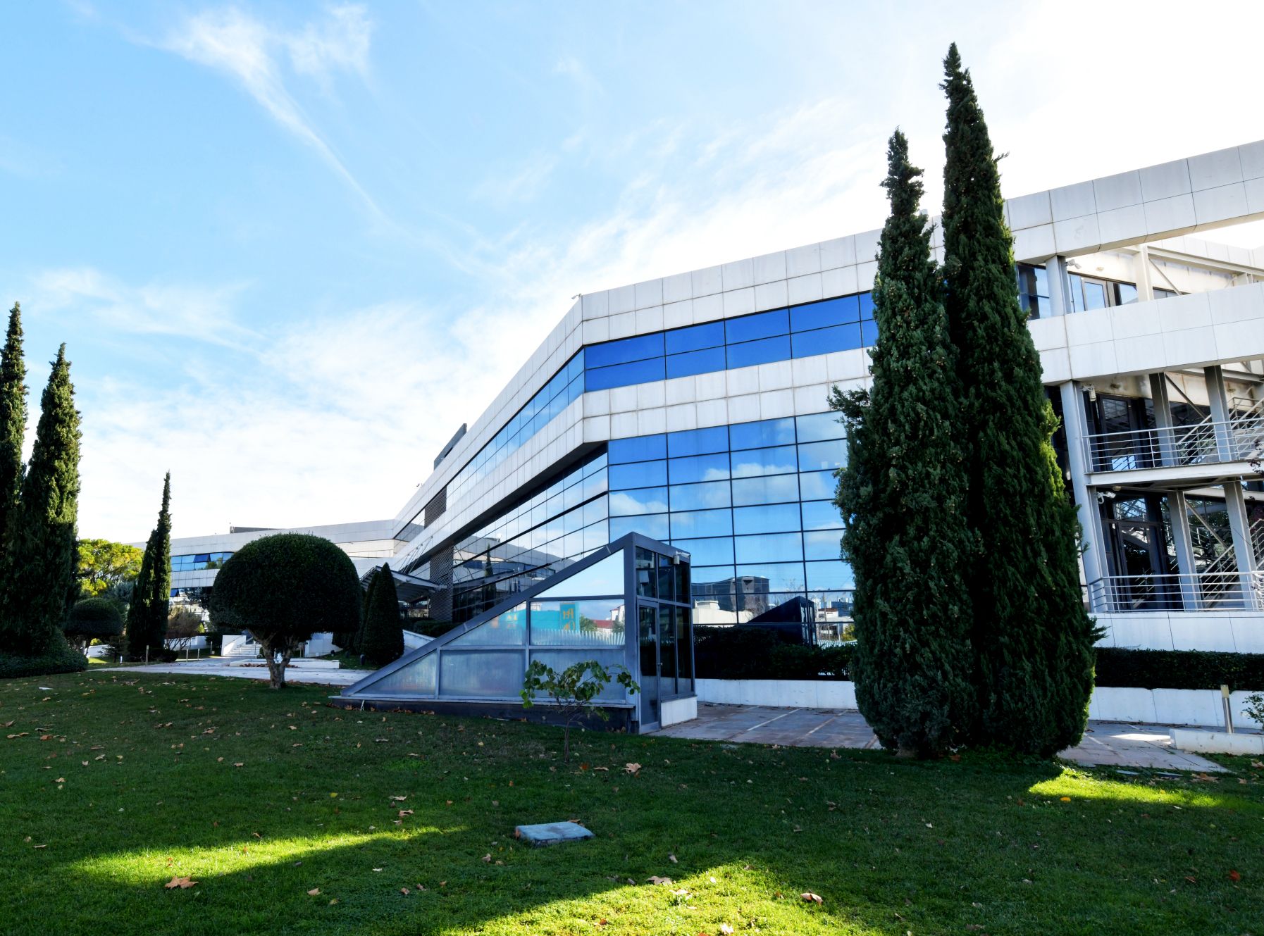 στα-3724-εκατ-ευρώ-η-αξία-χαρτοφυλακίου-τη-561989164