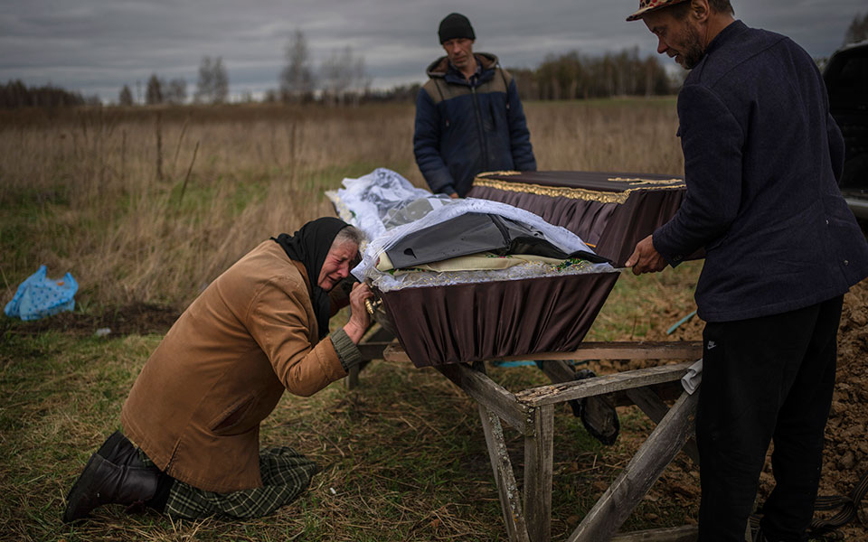 ουκρανία-στην-μπούτσα-κατά-τη-διάρκει-561993757