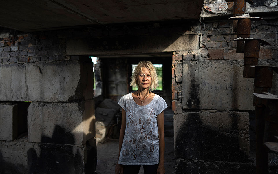 Ουκρανία: Εθελοντές στη «μάχη» της ανοικοδόμησης-4