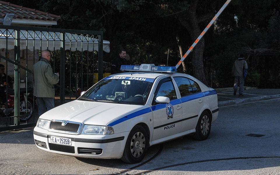 πύργος-δύο-προσαγωγές-για-την-υπόθεση-b-562020835