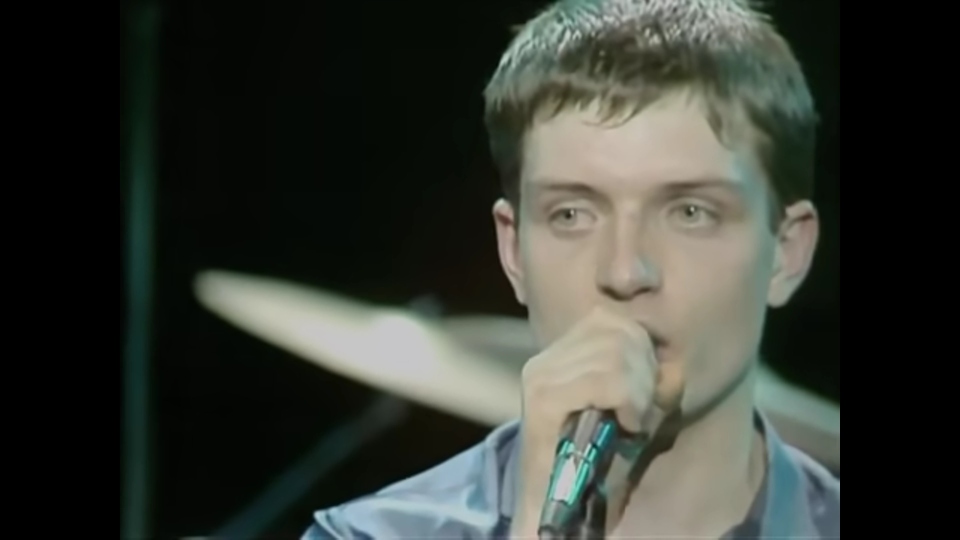 τοιχογραφία-του-ίαν-κέρτις-των-joy-division-στο-μ-562002370