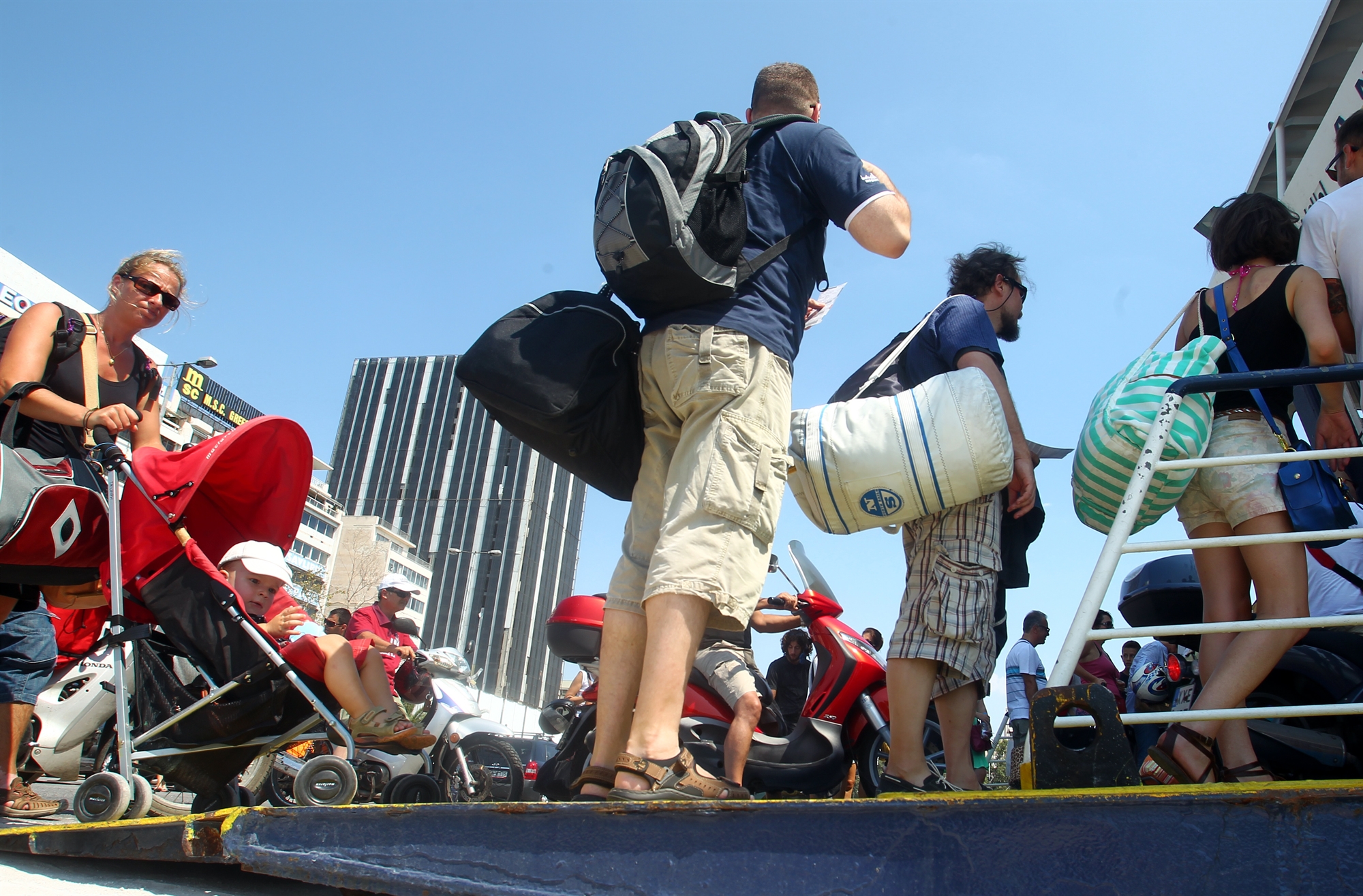 διακοπές-απαγορευτικό-απόπλου-λόγω-α-561992701