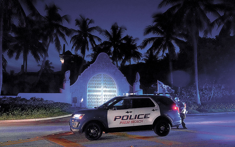 fbi-εναντίον-τραμπ-έφοδος-στη-βίλα-του-561994450