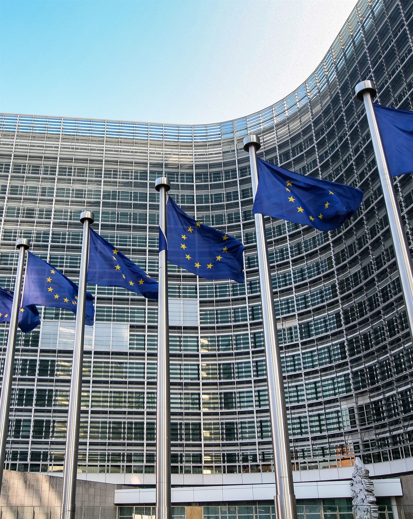 κομισιόν-πράσινο-φως-για-την-αποδέσ-562018072