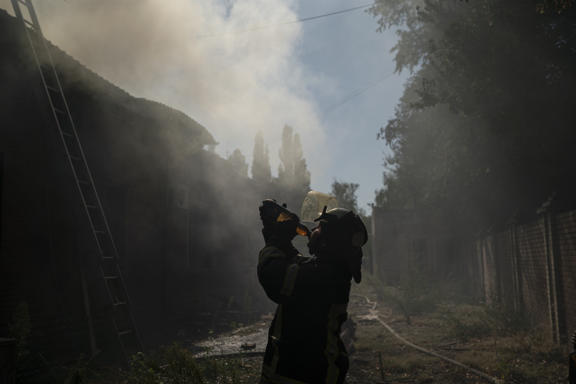 μπαράζ-ουκρανικών-επιθέσεων-στη-χερσ-562019944