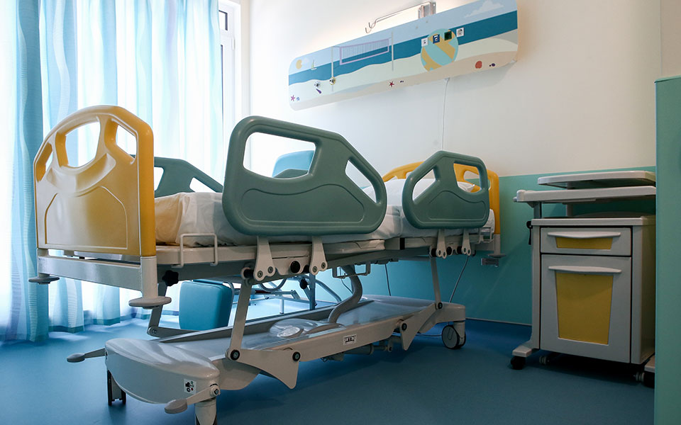 λάρισα-σε-θάλαμο-αρνητικής-πίεσης-νοσ-561990820