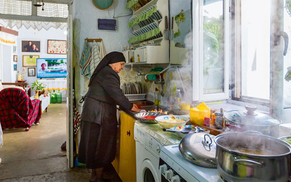 κυρία-ζαφειρένια-τι-μαγειρεύατε-στην-562007335