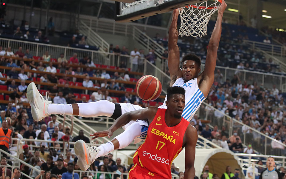 ο-γιάννης-η-άμυνα-και-οι-λύσεις-που-ανα-561993763