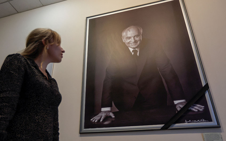 μιχαήλ-γκορμπατσόφ-στη-μόσχα-η-κηδεία-562021129