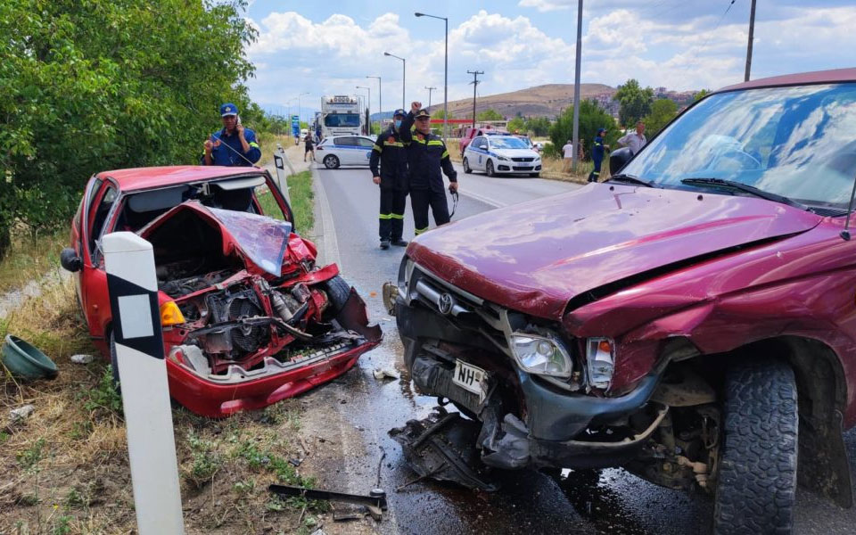 τροχαίο-δυστύχημα-στην-εθνική-οδό-ιωα-561985396