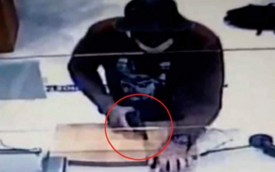 λαμία-απόπειρα-ληστείας-στο-κέντρο-τη-561995188