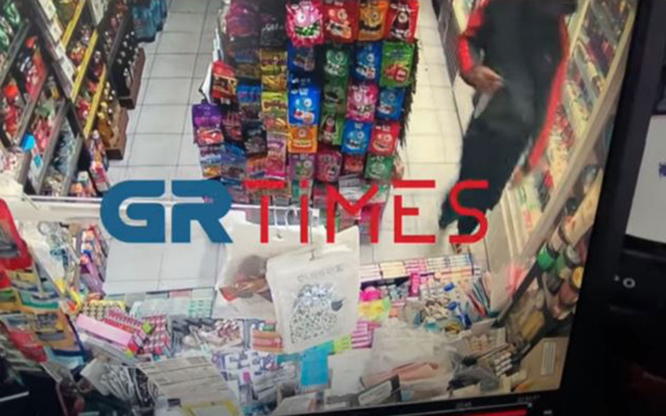 θεσσαλονίκη-ληστεία-με-κουζινομάχαι-561983533