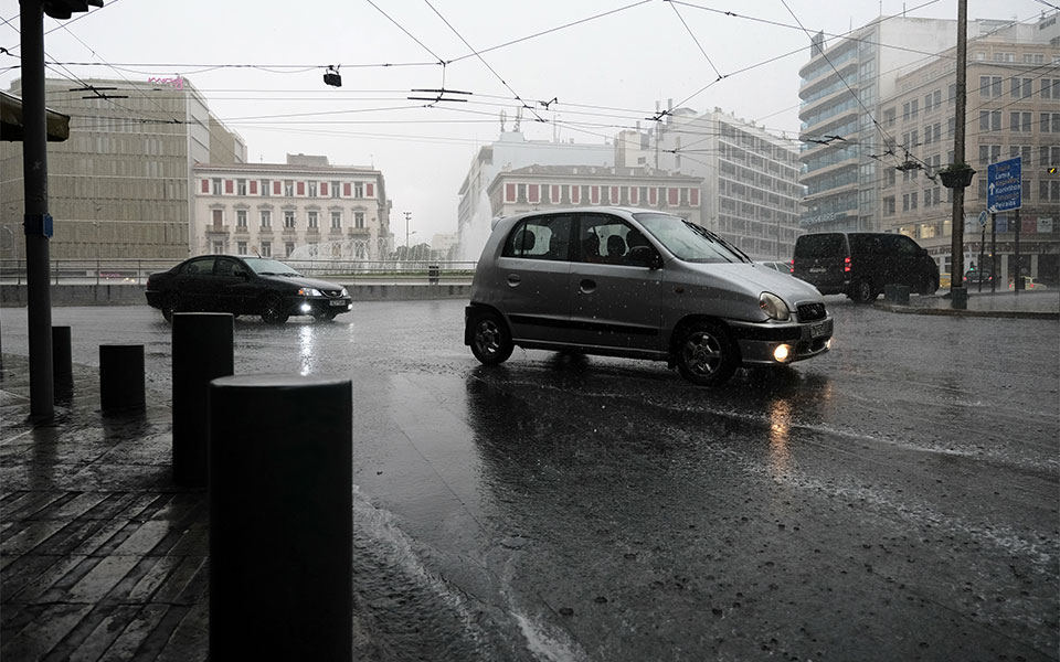 meteo-40-χιλιοστά-βροχής-στην-αττική-μέσα-σε-562010095