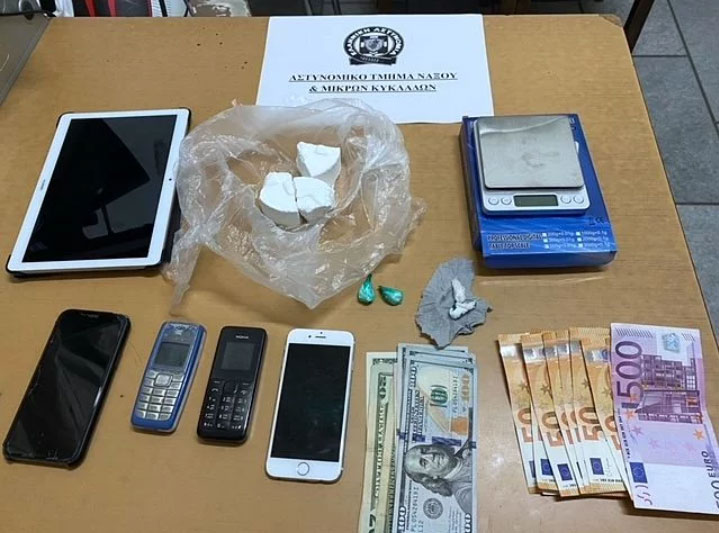 Νάξος: Χειροπέδες σε τρία άτομα για κατοχή και εμπορία ναρκωτικών-1