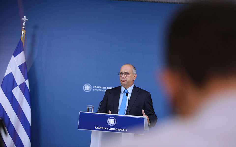 οικονόμου-ο-κ-τσίπρας-συντάσσεται-με-562001116