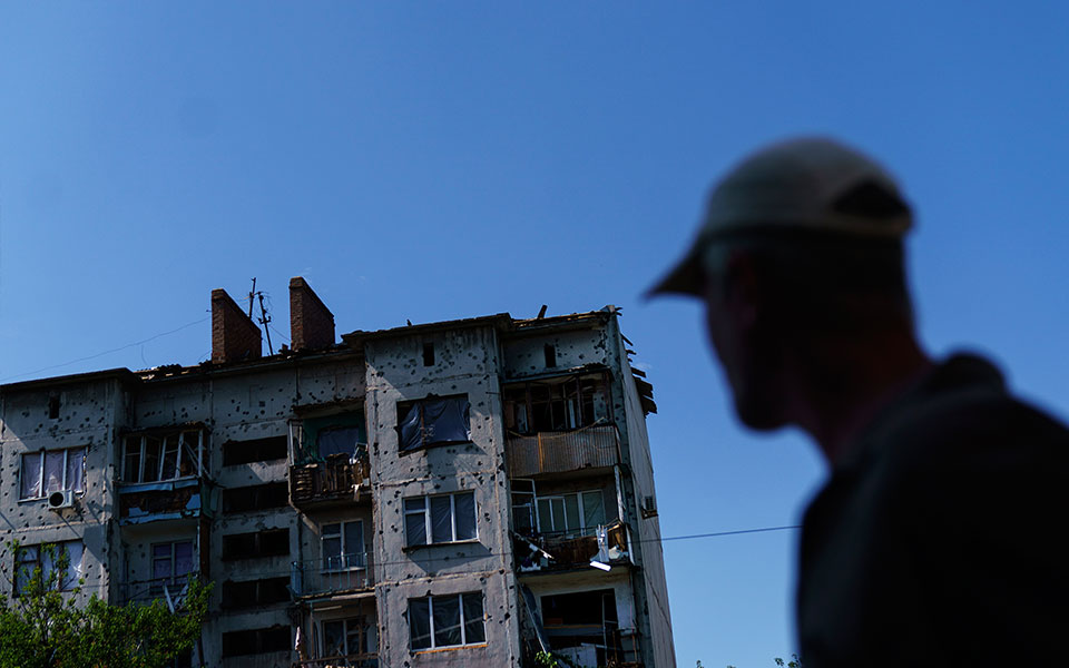 το-κίεβο-ερευνά-σχεδόν-26-000-υποθέσεις-ύπο-561991174