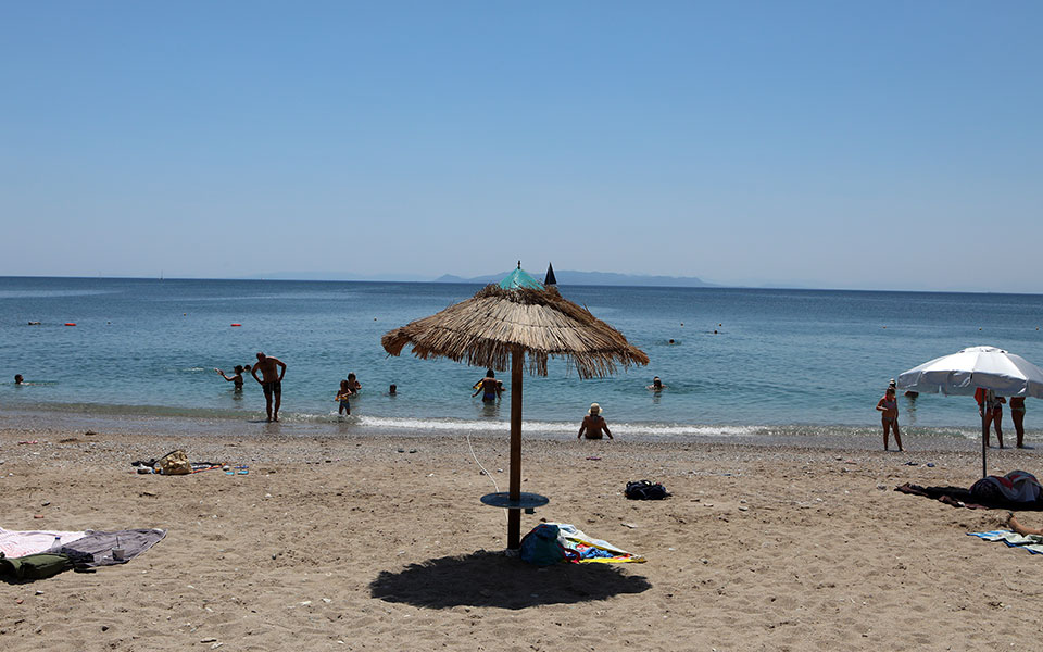 καιρός-αύριο-ηλιοφάνεια-πτώση-της-θερ-561995077