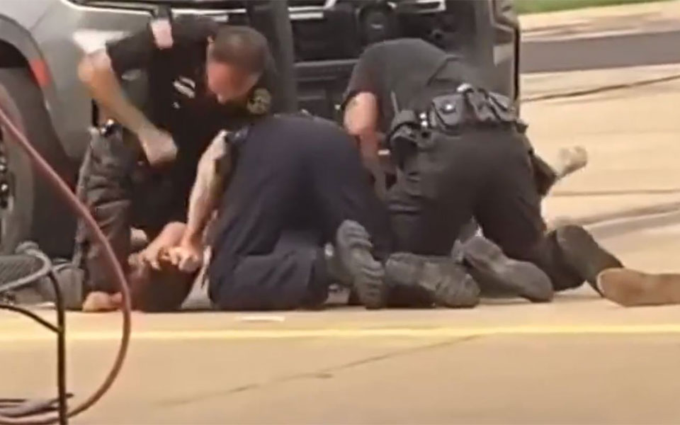 ηπα-σε-διαθεσιμότητα-τρεις-αστυνομικ-562008418