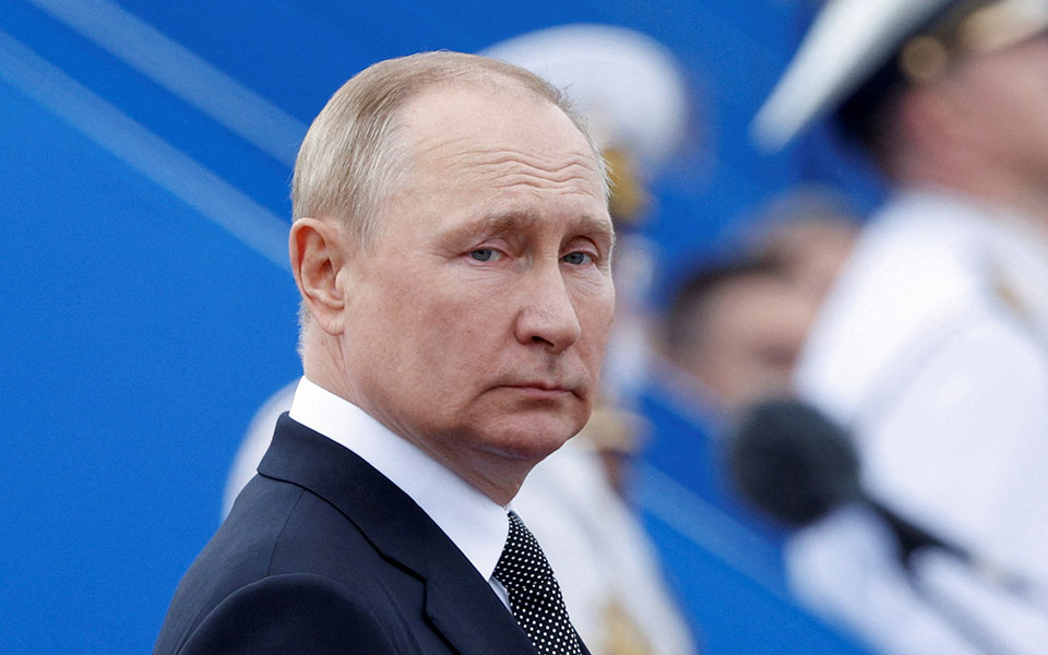 ρωσία-οικονομικές-παροχές-για-όσους-έ-562016809