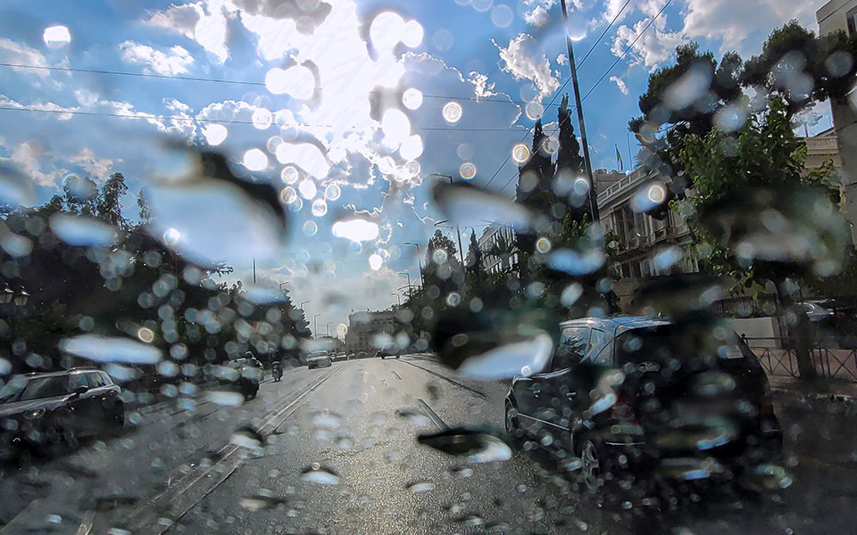 κακοκαιρία-προβλήματα-από-την-καταιγ-562008208