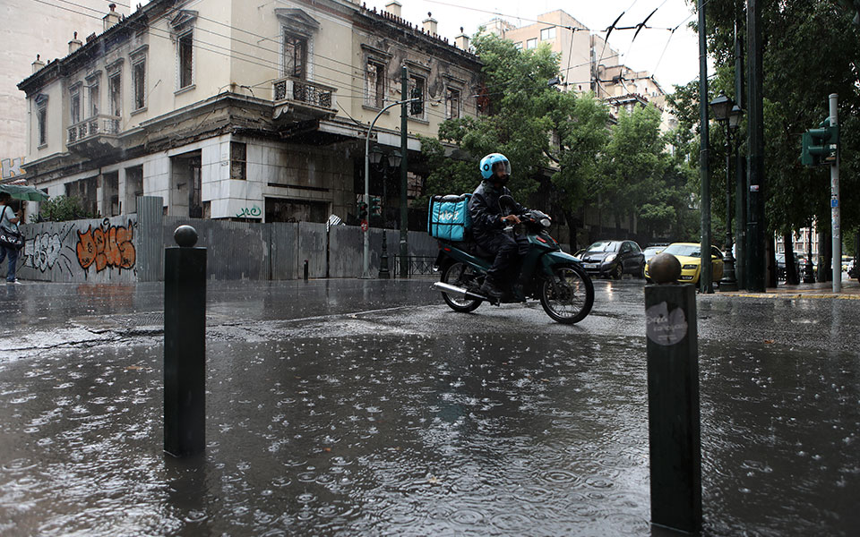 καιρός-νέος-γύρος-κακοκαιρίας-με-βροχ-562011706