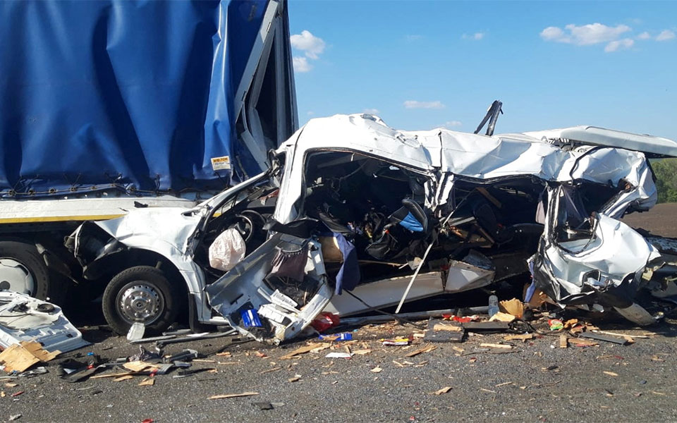 ρωσία-16-νεκροί-από-τη-σύγκρουση-ενός-μι-562007677