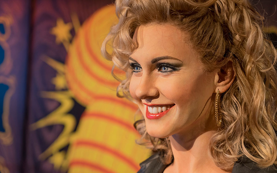 olivia-newton-john-mια-ζωή-πασπαλισμένη-με-αστερόσκον-561992998