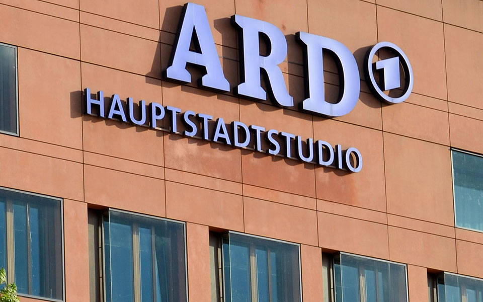 γερμανία-σκάνδαλο-προνομίων-στο-κρατ-562004674