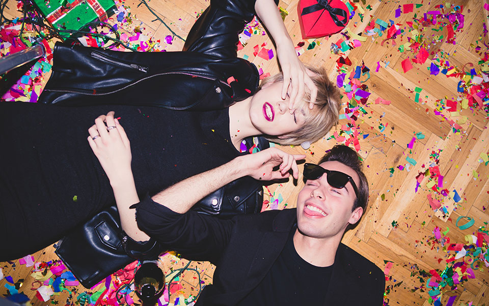 h-airbnb-φέρνει-την-τεχνολογία-αντι-πάρτυ-562004587