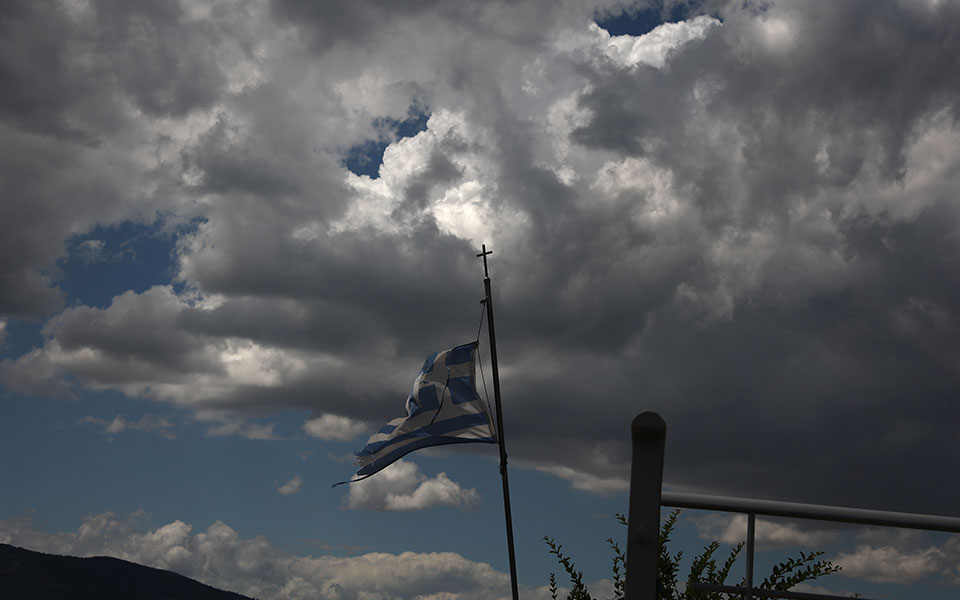 καιρός-ηλιοφάνεια-αλλά-και-νεφώσεις-τ-561993550