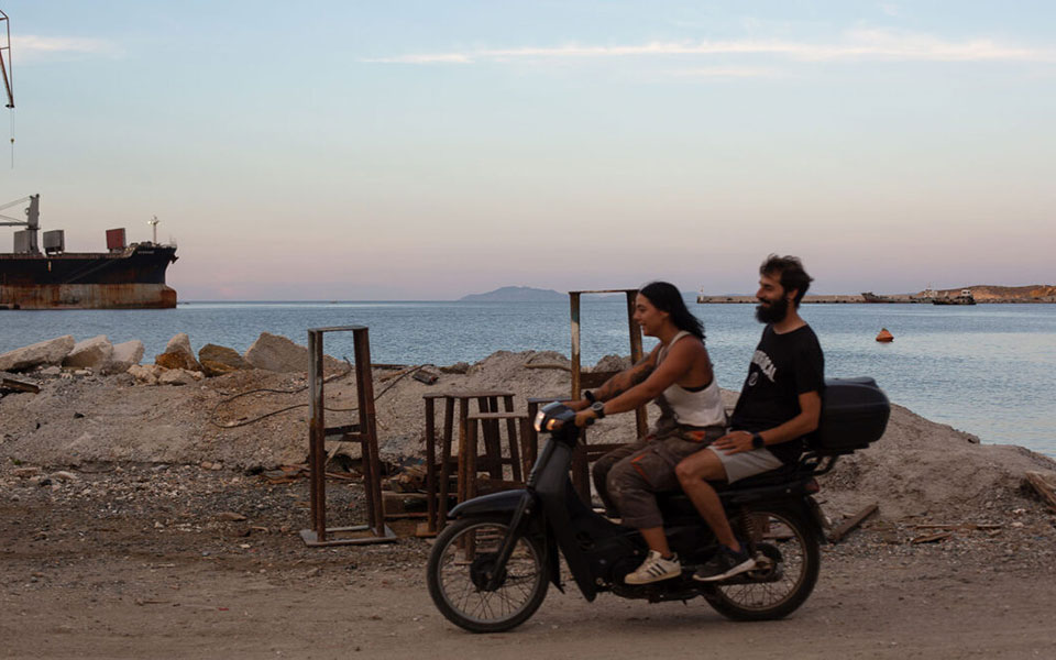 στον-παλιό-ταρσανά-της-σύρου-ξυπνούν-μ-562007464