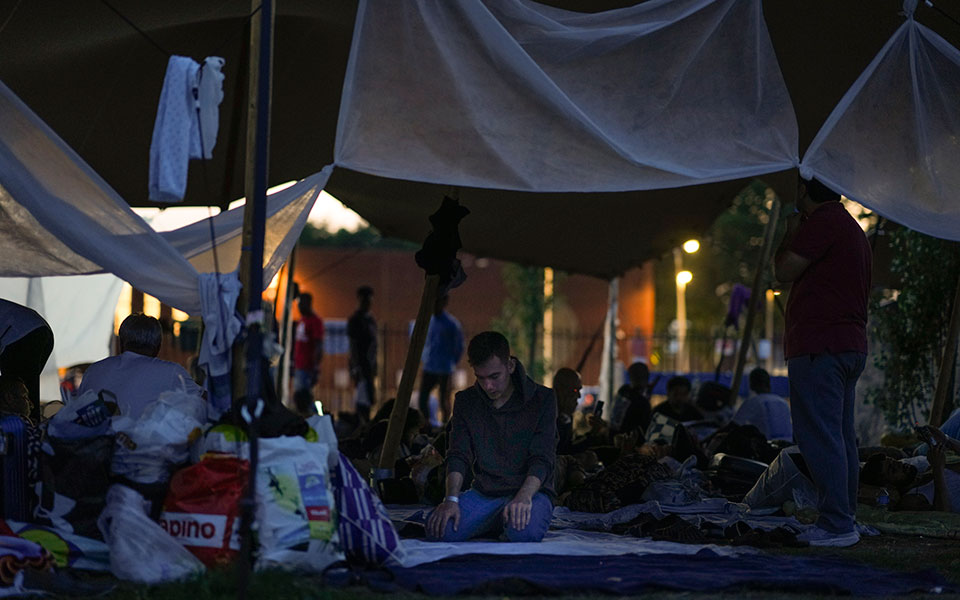 ολλανδία-αιτούντες-άσυλο-απομακρύνθ-562016620
