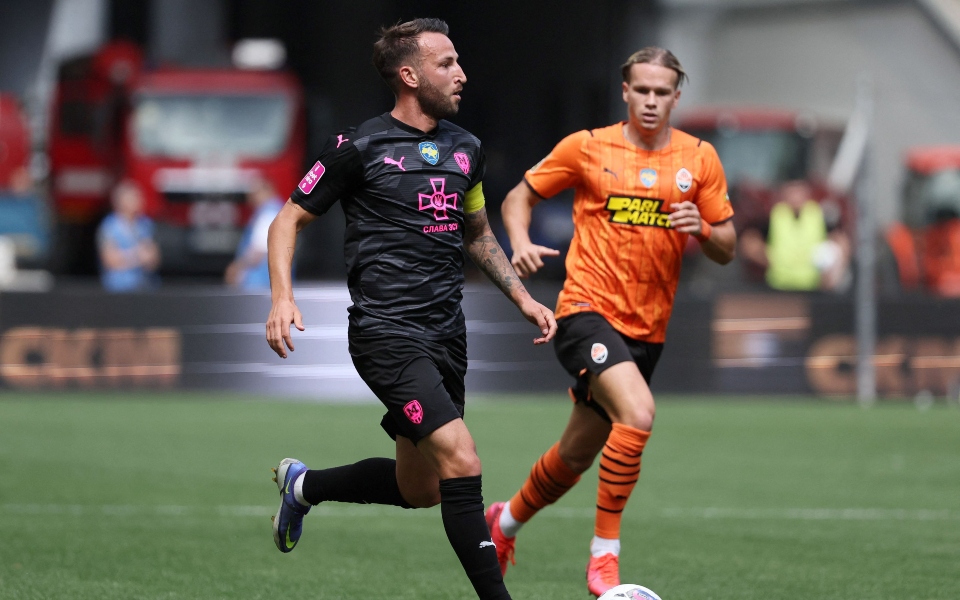 ουκρανία-πρώτος-ποδοσφαιρικός-αγώνα-562009807