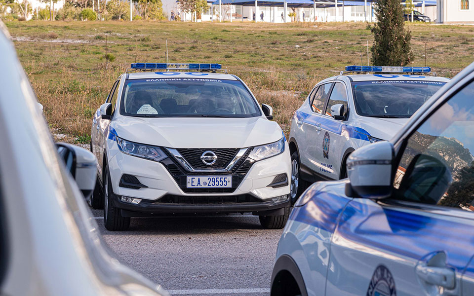 βάρη-συμμορία-ανηλίκων-χτύπησε-15χρονο-561987961