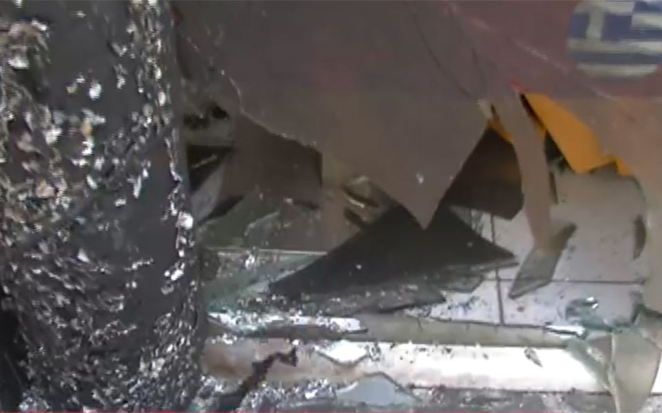 kαλλιθέα-άγνωστοι-τοποθέτησαν-εμπρησ-562056082