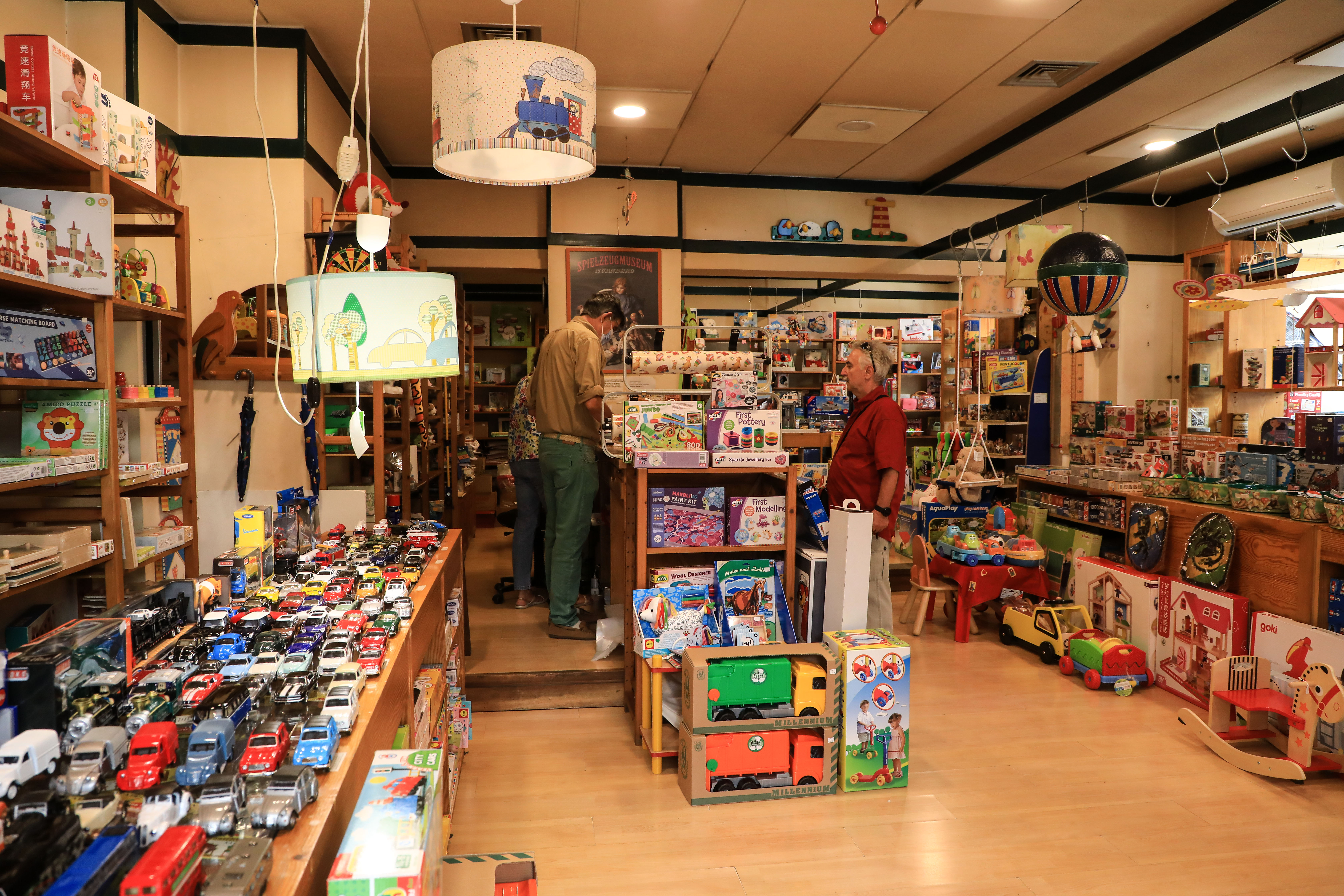 Αλλαγή χρήσης στην… Ιστορία: Παιχνιδάδικο ετών 97 δεν «χωράει» στην Ομόνοια-2