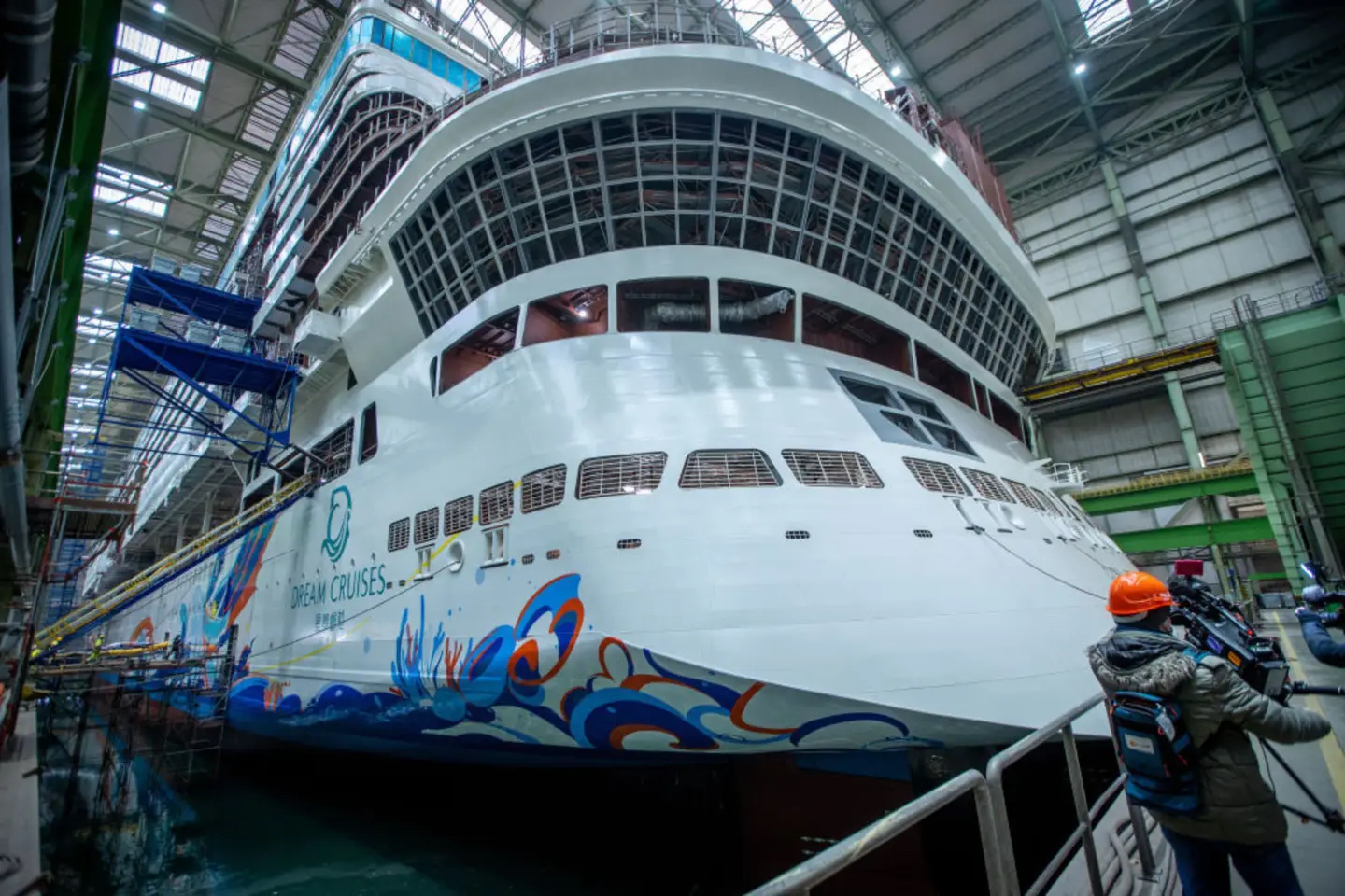 Το μεγαλύτερο κρουαζιερόπλοιο στον κόσμο που δεν ταξίδεψε ποτέ-1