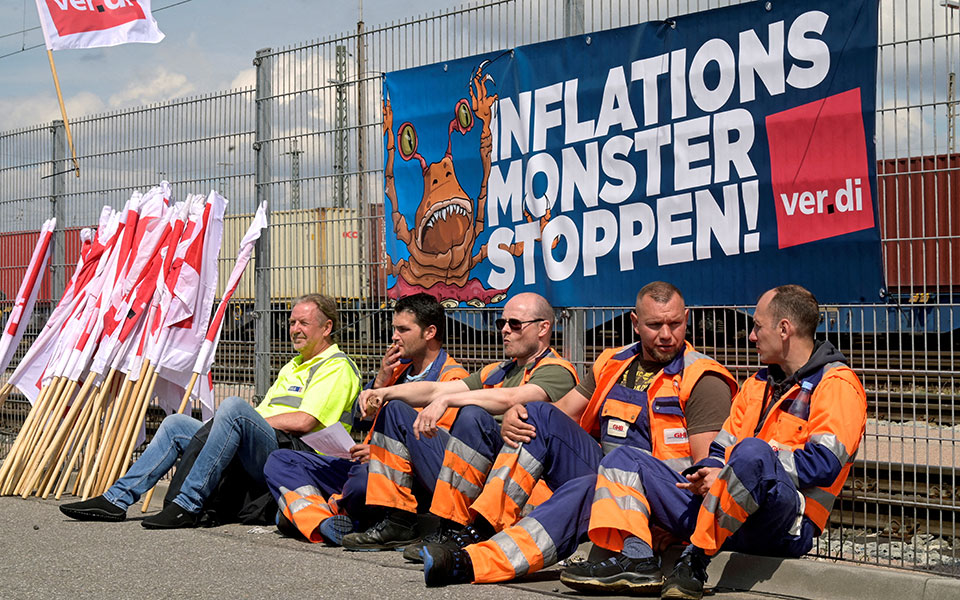 γερμανία-οι-πολίτες-ανησυχούν-για-τις-562043890