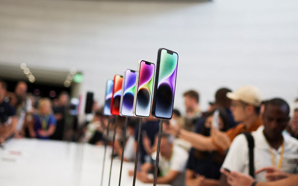 η-κόρη-του-στιβ-τζομπς-είπε-την-πικρή-αλ-562033792