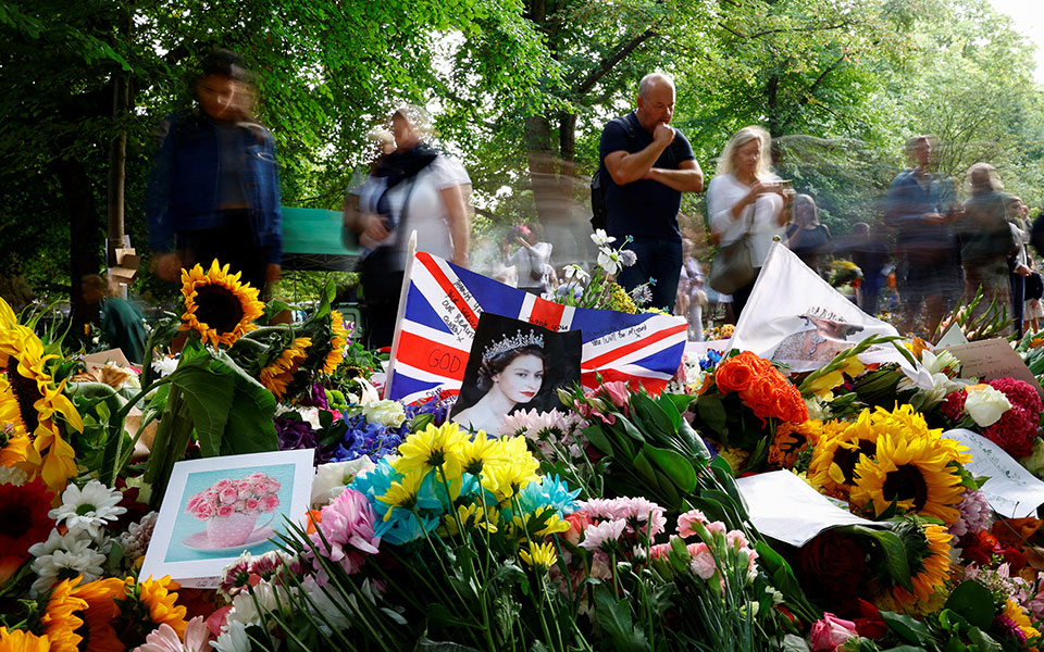 Explainer: Ημέρες πένθους για την Ελισάβετ – Tι θα γίνει μέχρι την κηδεία-4
