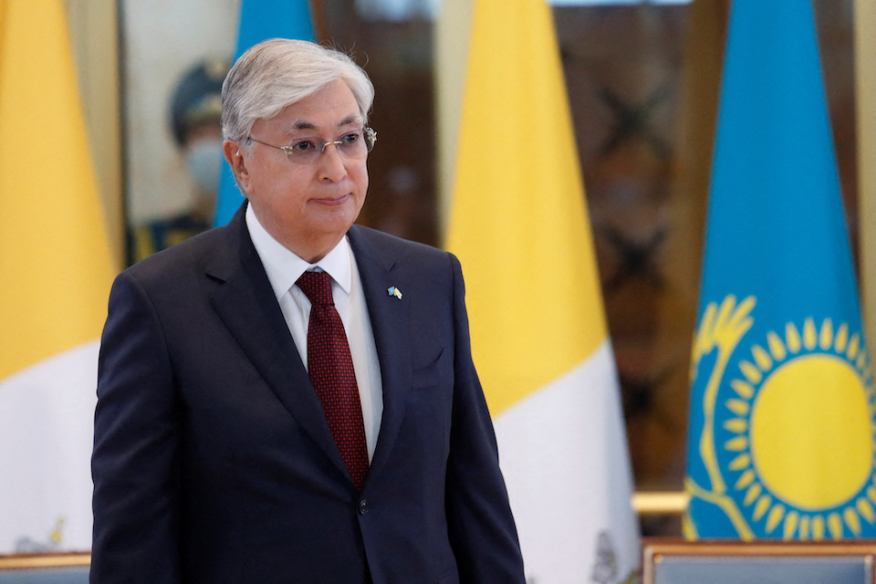 καζακστάν-γυρίζει-την-πλάτη-στον-πούτ-562064323