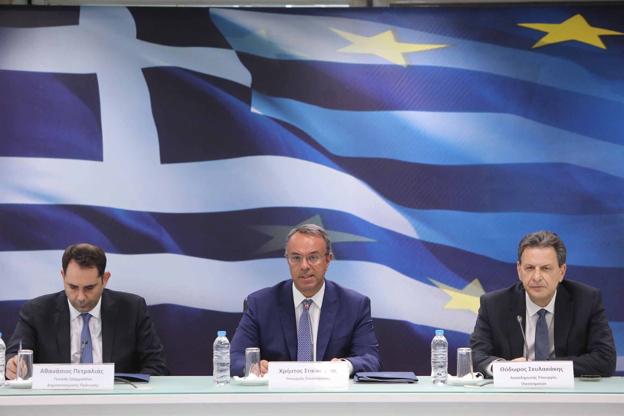 οι-δύο-όψεις-της-αύξησης-του-αεπ-και-των-562048810