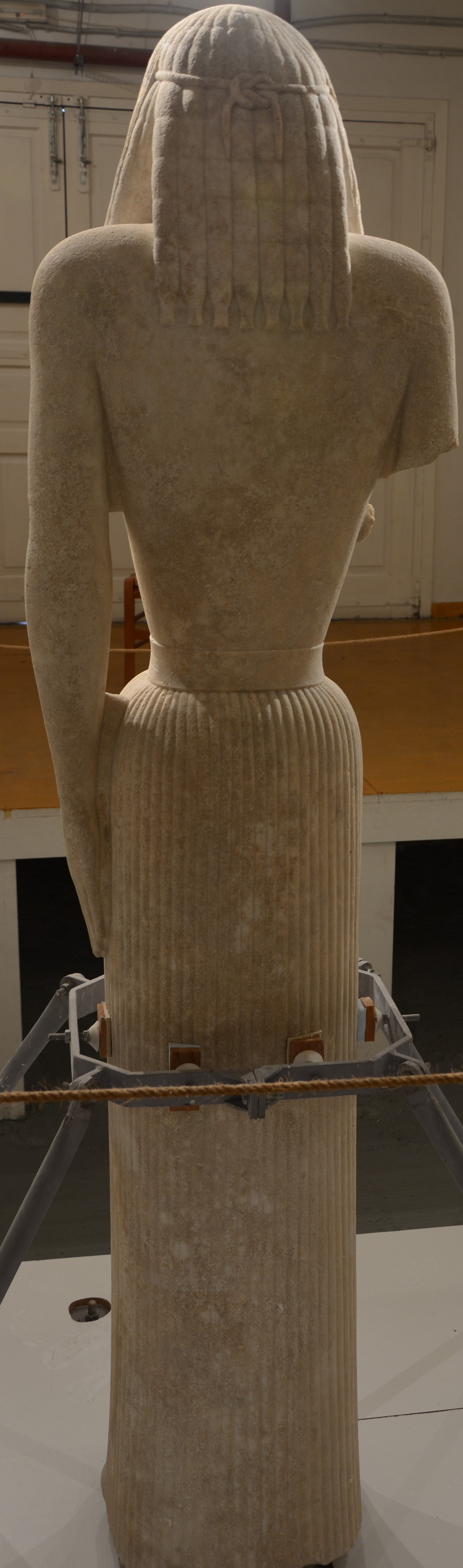 Αποκαλύπτεται η Κόρη της Θήρας, ένα αριστούργημα της ελληνικής αρχαιότητας-3