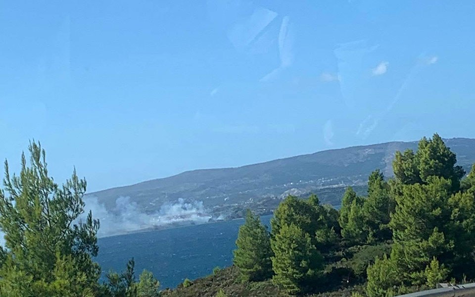 φωτιά-στον-άγιο-ιωάννη-κεφαλονιάς-562050142