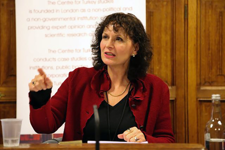 Πού θα είναι σε ένα χρόνο Ερντογάν και Τουρκία;-3