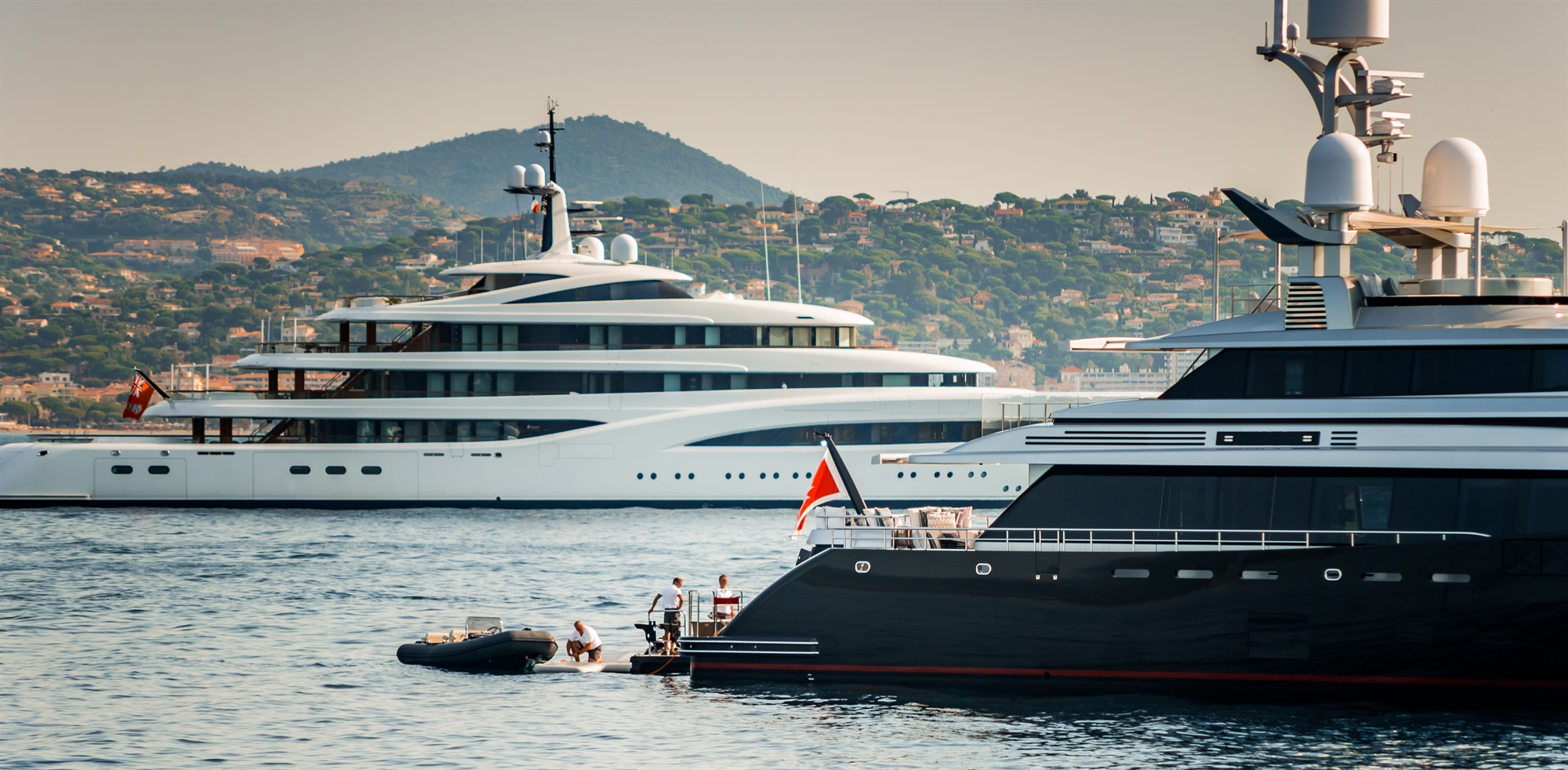 Οι CEO «ψηφίζουν» διακοπές με σούπερ γιοτ-1