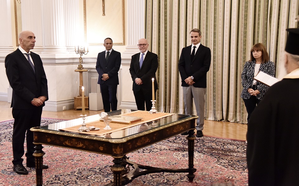 ορκίστηκε-υφυπουργός-στον-πρωθυπουρ-562024030