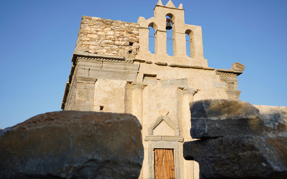 σίκινος-αποδόθηκε-το-αποκατεστημένο-562027129