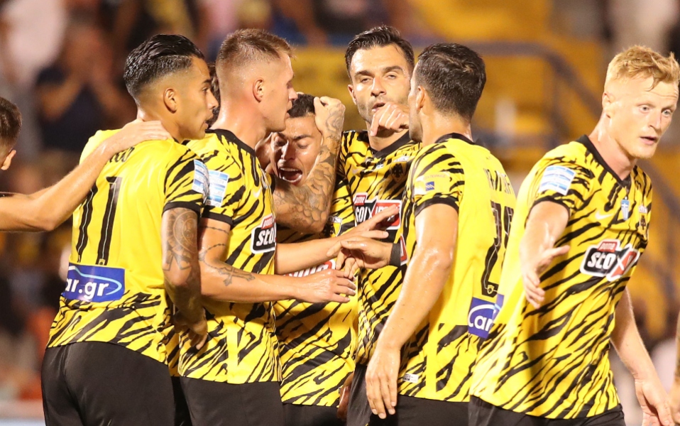 superleague-αεκ-πασ-γιάννινα-2-0-επιστροφή-στις-562027471