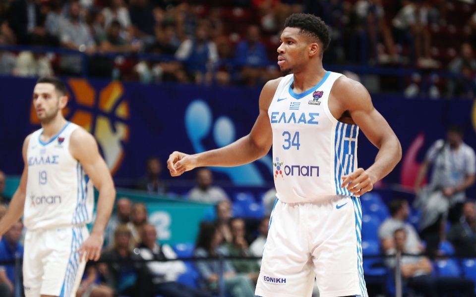 γιάννης-αντετοκούνμπο-πρώτος-σκόρερ-562035127